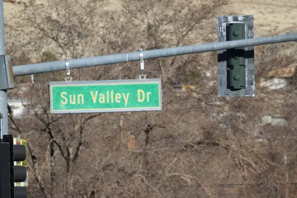 Sun Valley Dr