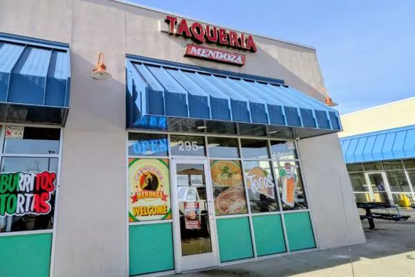 Taqueria Mendoza in Sun Valley, Nevada. Located by Subway, Pizza Hut, and McDonald's in the Sun Valley Center.