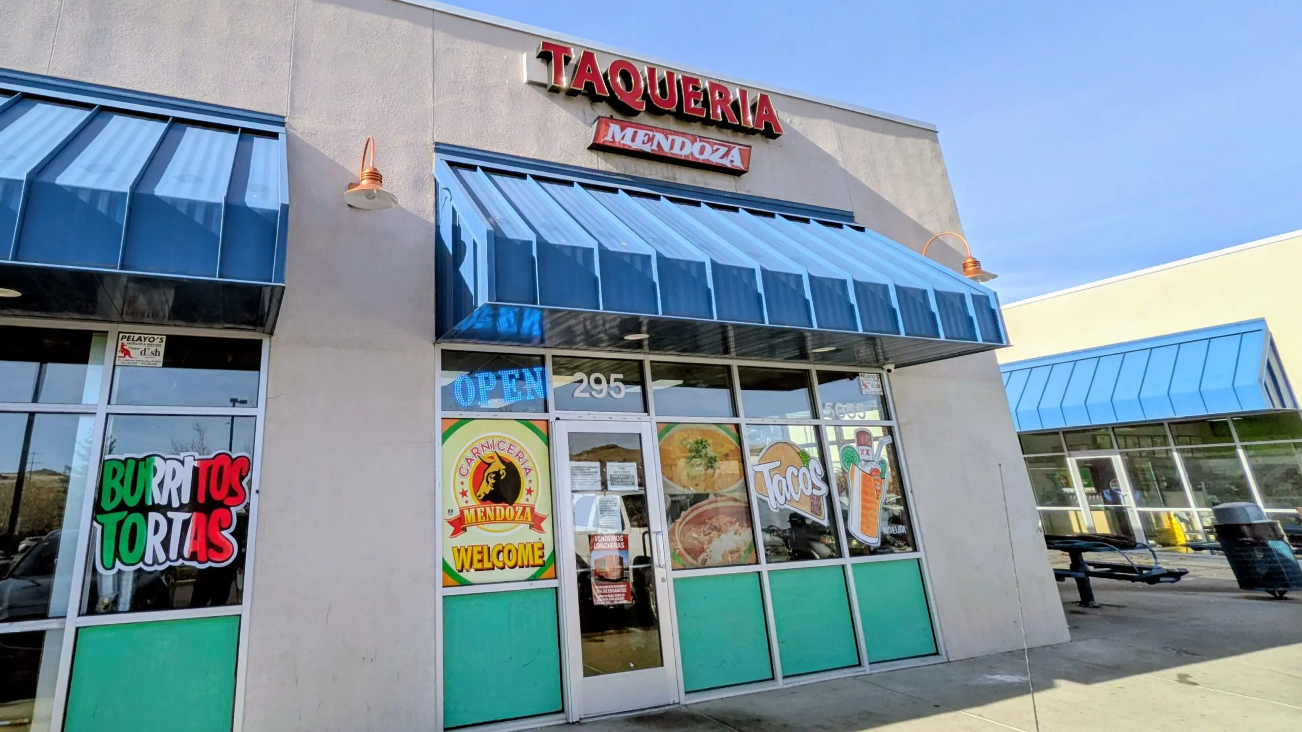 Taqueria Mendoza in Sun Valley, Nevada. Located by Subway, Pizza Hut, and McDonald's in the Sun Valley Center.
