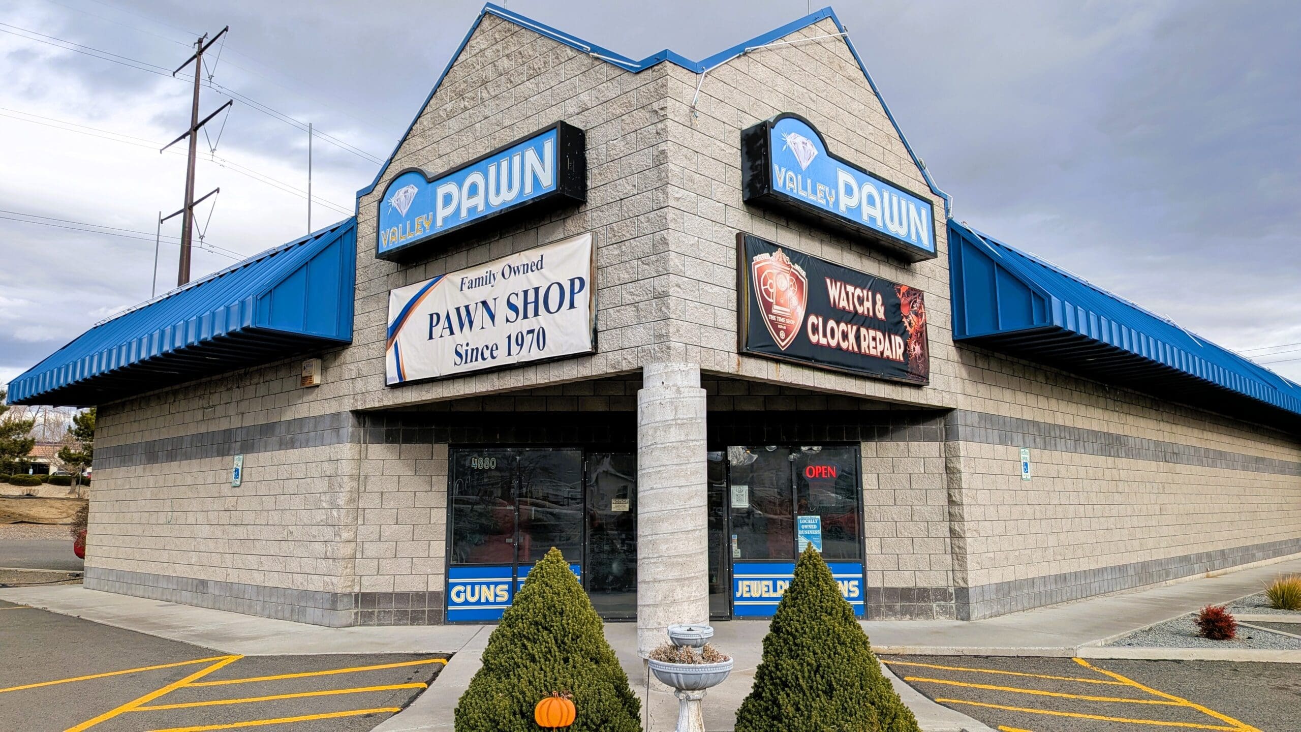 Valley Pawn, family owned since 1970.
