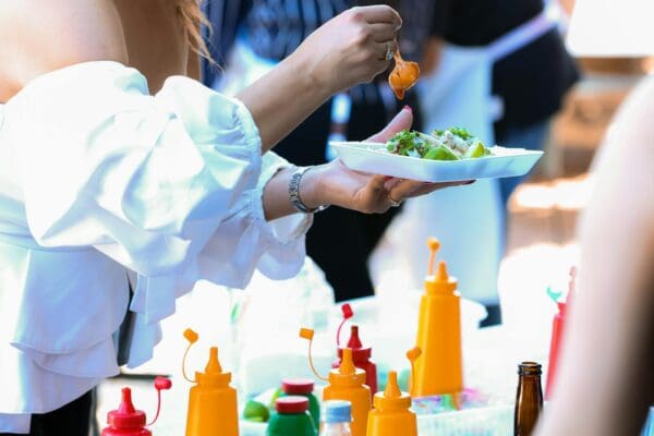 Photo by Sabel Blanco: https://www.pexels.com/photo/photo-of-person-holding-salad-3074928/