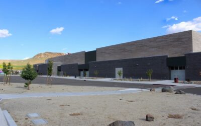 A side view of Hug HS