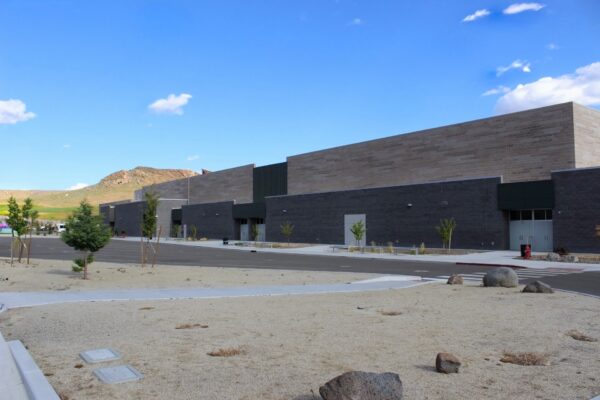 A side view of Hug HS